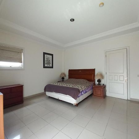 Margot Apartment Pondok Indah Jacarta Exterior foto