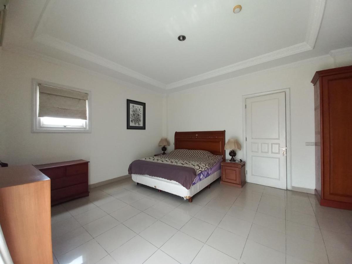 Margot Apartment Pondok Indah Jacarta Exterior foto